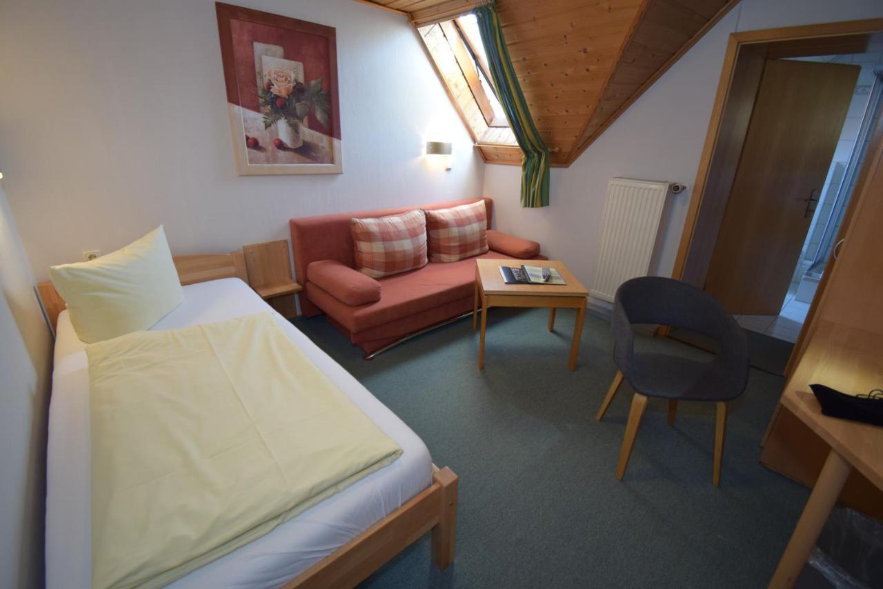 Gasthof Roseneck Wallenfels Exteriör bild