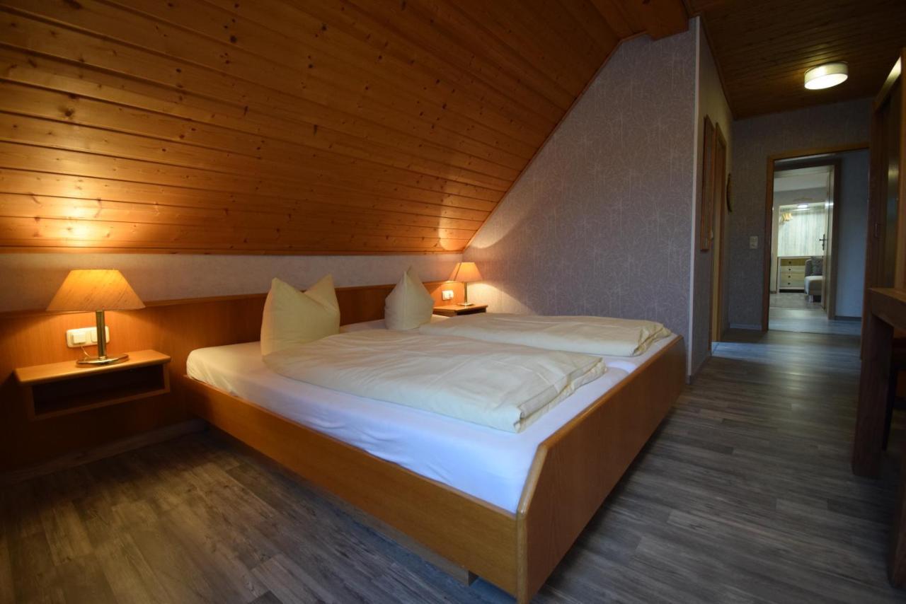 Gasthof Roseneck Wallenfels Exteriör bild