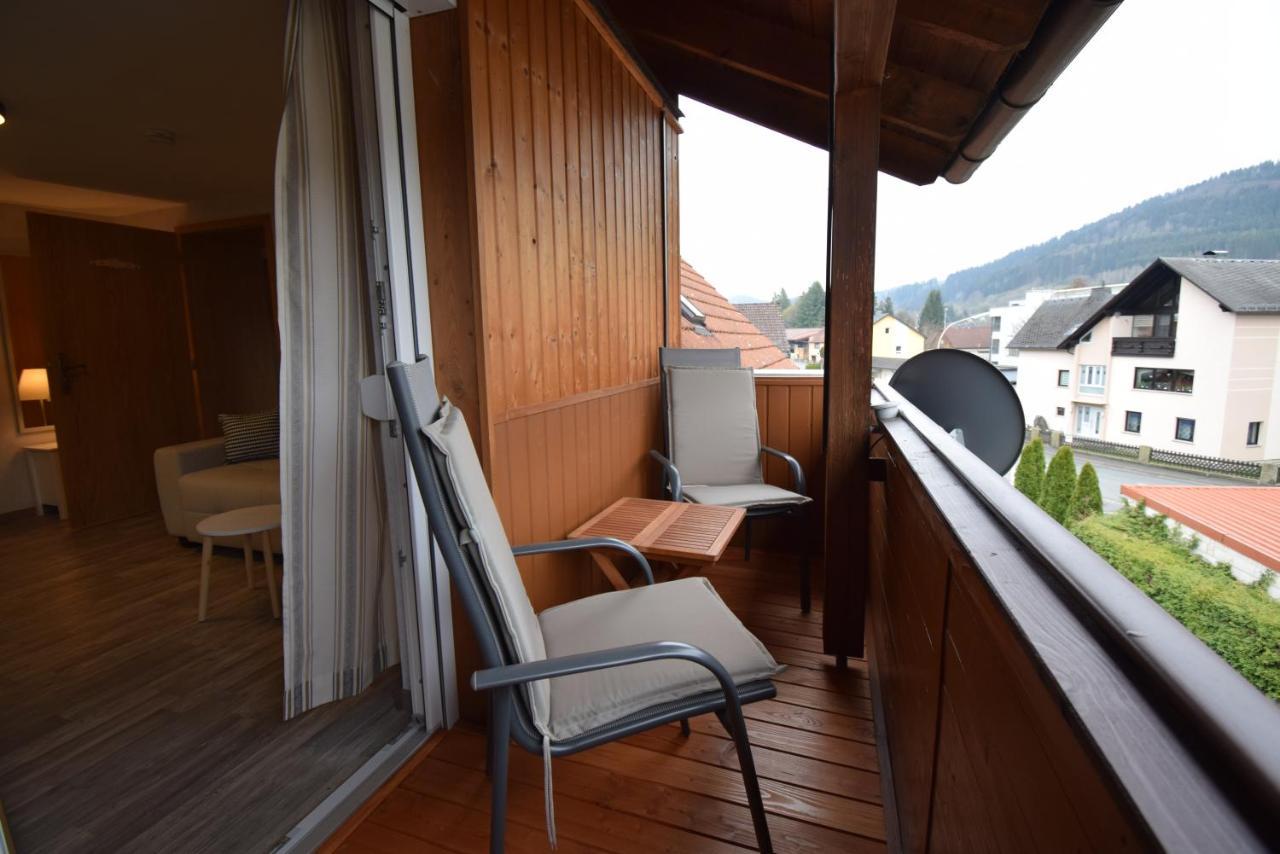 Gasthof Roseneck Wallenfels Exteriör bild